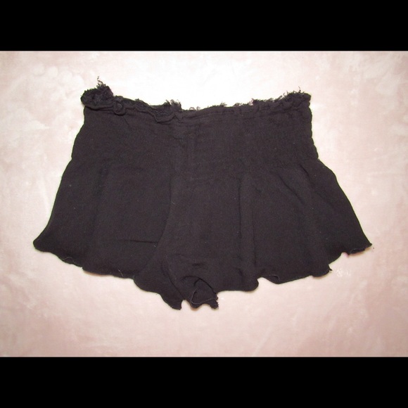 flowy shorts black